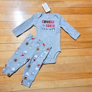 Adorable Baby Christmas Outfit 'Cookies For Santa Milk For Me' Size 6M.